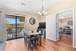 2 habitaciones, decoración personalizada y muebles diferentes