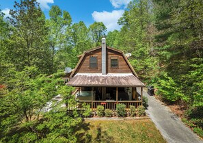 Exterior - Stylish Cabin w/ Hot Tub, Games & More! (Sevierville)
