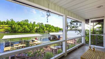 Nhà, nhiều giường, bếp | Quang cảnh mặt nước