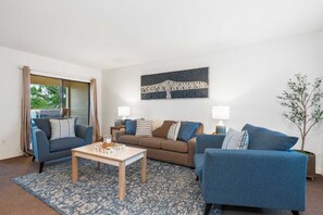 Condo, Multiple Beds, Balcony (Lakefront Oasis) | Living area