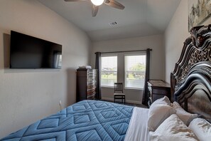 Maison, plusieurs lits, bain Ă remous (Lakeview Mansion) | Vue de la chambre