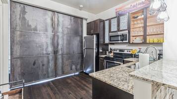 Condo, Multiple Beds, Kitchen, City View (Cash’s Corner) | Private kitchen | Coffee/tea maker