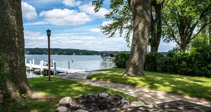 Sunset Getaway on Delavan Lake