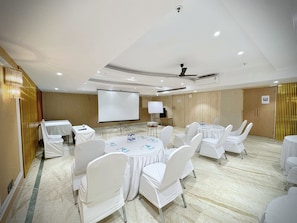 Banquet hall - The Orion Express - Kailash Colony  (New Delhi)