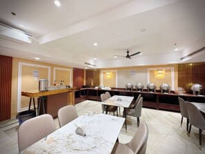 Daily buffet breakfast (INR 350 per person)