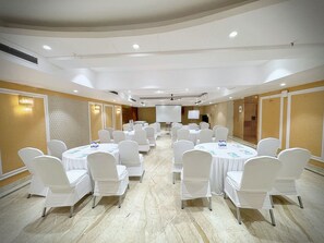 Banquet hall - The Orion Express - Kailash Colony  (New Delhi)