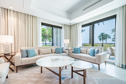 Seafront 4BR Apartment with Assistant Room in The Address Fujairah Residences Block B, Fujairah