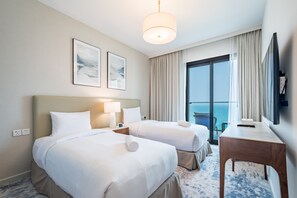 5 bedrooms, in-room safe, iron/ironing board, free WiFi - Seafront 4BR Apartment with Assistant Room in The Address Fujairah Residences Block B, Fujairah (Fujairah)