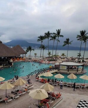 Pool - Sunscape Condomar-Breathtaking Views (Jalisco)