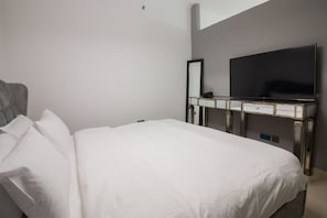 Desk, iron/ironing board, free WiFi, bed sheets