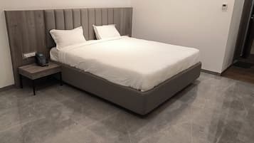 1 bedroom, iron/ironing board, free WiFi