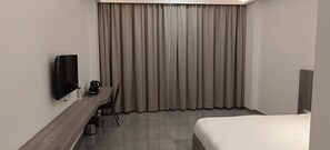 1 chambre, fer et planche à repasser, Wi-Fi gratuit