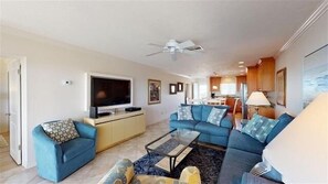 Smart TV - Dramatic Siesta Key Gulf Views 3 Bed 3 Bath Top Floor Steps to Beach (Siesta Key)