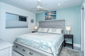 2 室のベッドルーム、アイロン / アイロン台、WiFi (無料)、ベッドシーツ