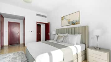 Desk, iron/ironing board, free WiFi, bed sheets