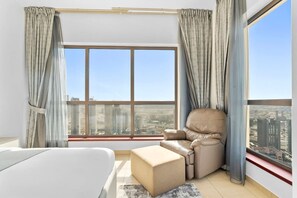2 chambres, bureau, fer et planche à repasser, Wi-Fi gratuit