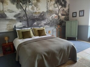 1 habitación, escritorio, cuna de viaje y wifi gratis 