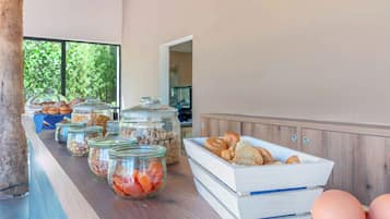 Tägliches inbegriffenes Frühstücksbuffet