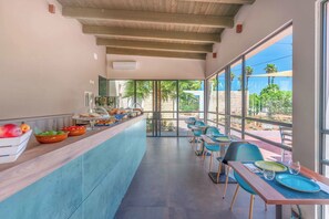 Petit déjeuner buffet compris tous les jours