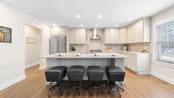 House | 3 bedrooms, Internet