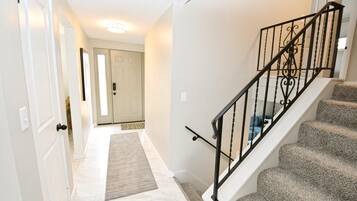 4 bedrooms, Internet