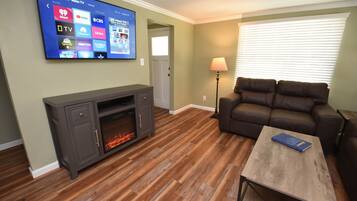 Rumah | 3 kamar tidur dan internet