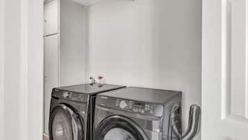 House | 2 bedrooms, Internet