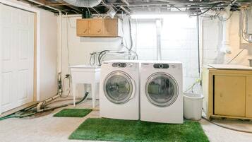 House | 3 bedrooms, Internet