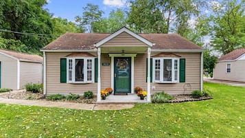 3 bedrooms, Internet