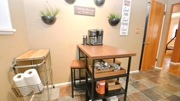 House | 3 bedrooms, Internet