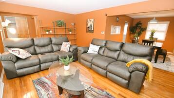 House | 3 bedrooms, Internet