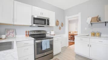 Rumah | 3 kamar tidur dan internet