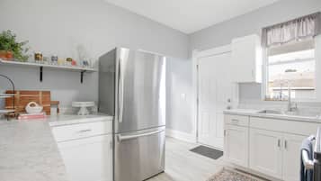 House | 3 bedrooms, Internet