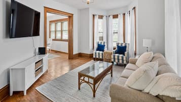 House | 3 bedrooms, Internet