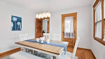 House | 3 bedrooms, Internet