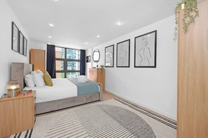 2 bedrooms, Internet, bed sheets