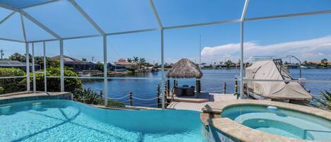 Una piscina climatizada