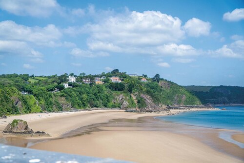 Rooftops - 1 Bedroom Apartment - Tenby