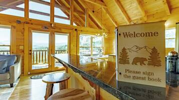 Bar (en la propiedad)