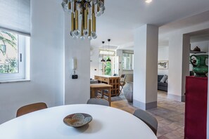 apartman | Nappalirész | Tévé