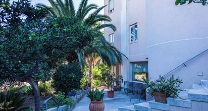 Casa nel Giardino della Neapolis
