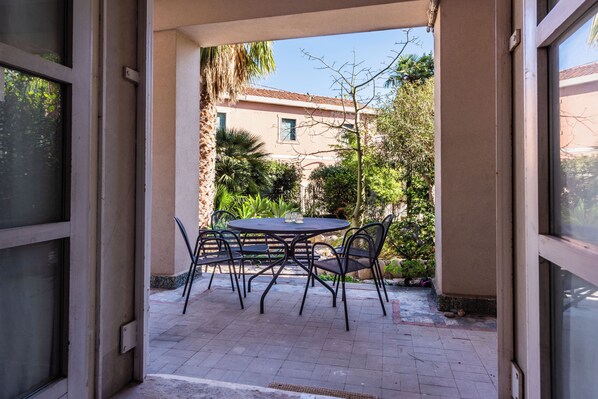 apartman | Terasz/udvar