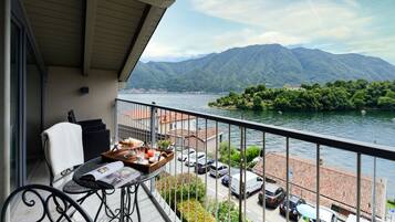 Apartment | Terrace/patio