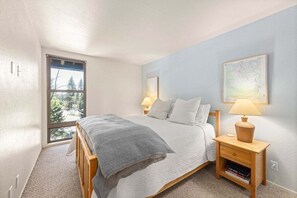 3 chambres, fer et planche Ă repasser, Wi-Fi gratuit, draps fournis