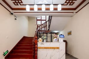 Lobby - Zhouzhuang Hefeng Xiyu Inn (Kunshan)