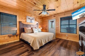 Family Cabin, Mountain View | 4 bilik tidur, meja, Wi-fi percuma 