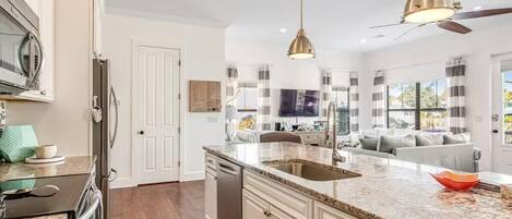 Casa, varias camas (Sundaze) | Cocina privada