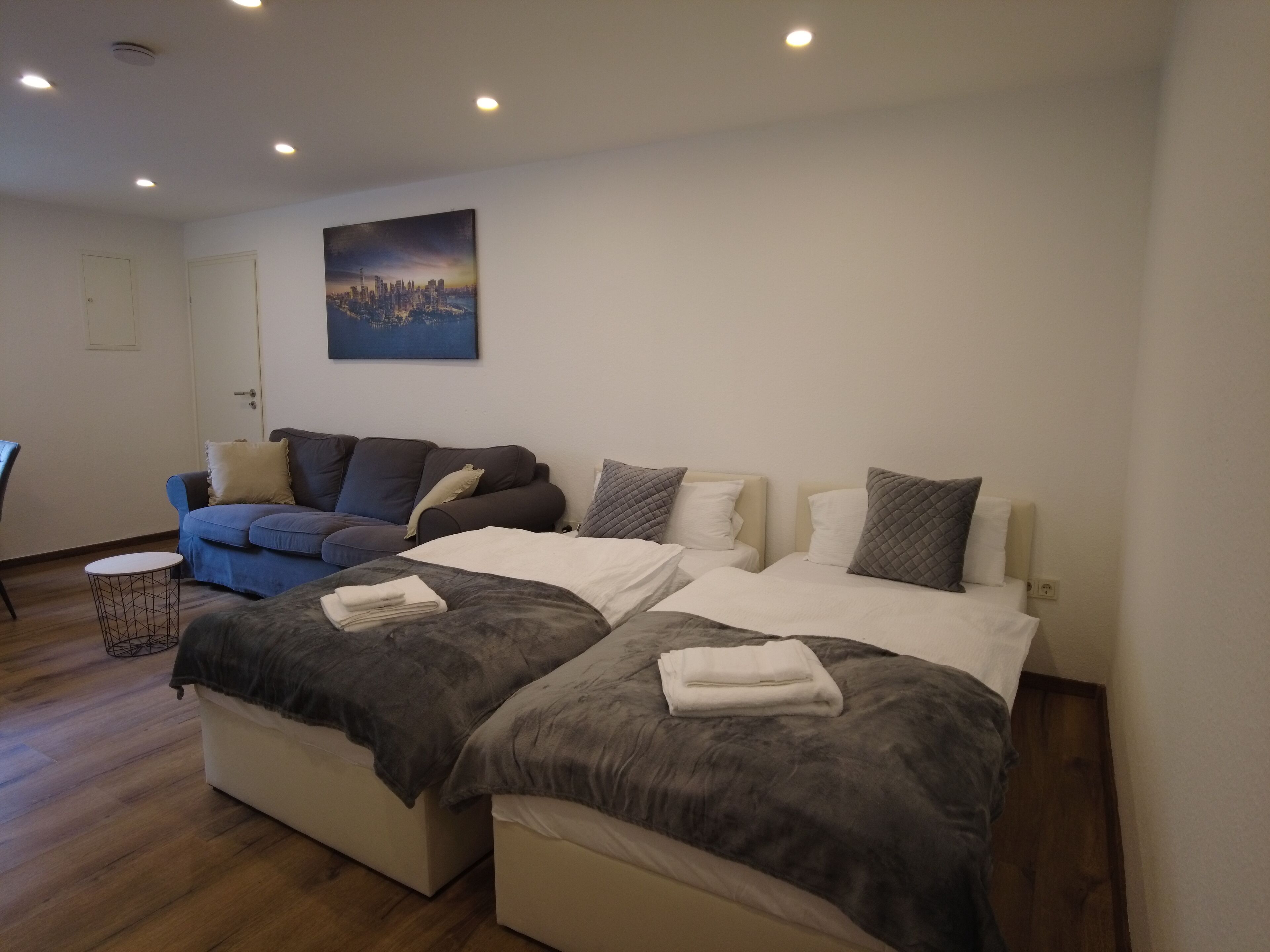 1 bedroom, free WiFi, bed sheets