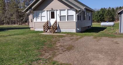 Discover Hawkins charm in our 3-bedroom retreat near ATV & Snowmobile Trails.