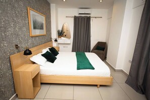 2 bedrooms, iron/ironing board, WiFi, bed sheets - Elegantly designed one bedroom apartment @ Gallery (Accra)
